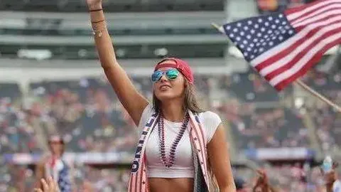 拜仁慕尼黑艰难击败门兴格拉德巴赫